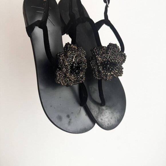 giuseppe zanotti T Strap  Rhinestone Floral Flats 6 - Picture 2 of 9